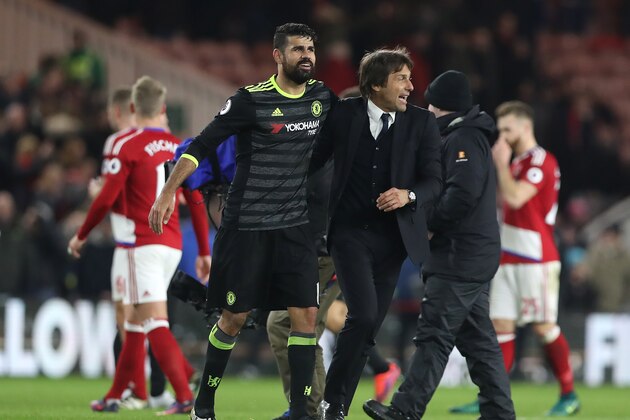 MIDDLESBROUGH, ENGLAND - NOVEMBER 20: Diego Costa of Chelsea celebrates with Chelsea manager Antonio Conte during the Premier League match between Middlesbrough and Chelsea at Riverside Stadium on November 20, 2016 in Middlesbrough, England. (Photo by Ian MacNicol/Getty Images)