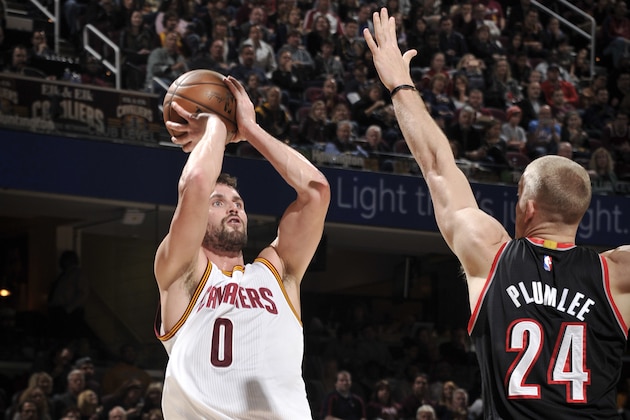 CLEVELAND, OH - NOVEMBER 23:  Kevin Love #0 of the Cleveland Cavaliers shoots the ball against Mason Plumlee #24 of the Portland Trail Blazers on November 23, 2016 at The Quicken Loans Arena in Cleveland, Ohio. NOTE TO USER: User expressly acknowledges and agrees that, by downloading and/or using this Photograph, user is consenting to the terms and conditions of the Getty Images License Agreement. Mandatory Copyright Notice: Copyright 2015 NBAE (Photo by David Liam Kyle/NBAE via Getty Images)