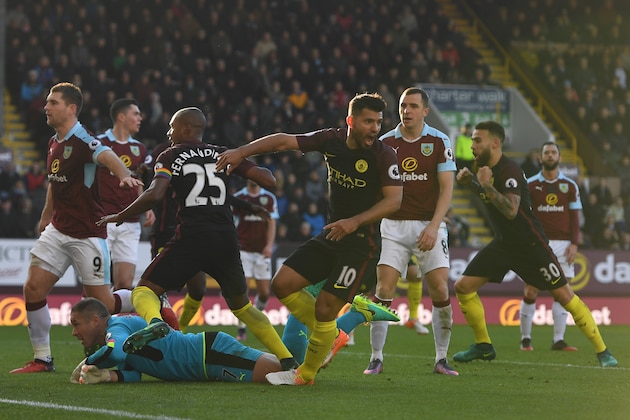 BURNLEY, ENGLAND - NOVEMBER 26:  Sergio Aguero (C) of Manchester City celebrates scoring his team's first goal during the Premier League match between Burnley and Manchester City at Turf Moor on November 26, 2016 in Burnley, England.  (Photo by Gareth Copley/Getty Images)