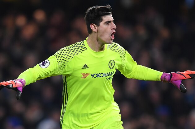 LONDON, ENGLAND - NOVEMBER 26:  Thibaut Courtois of Chelsea celebrates his team's second goal during the Premier League match between Chelsea and Tottenham Hotspur at Stamford Bridge on November 26, 2016 in London, England.  (Photo by Shaun Botterill/Getty Images)