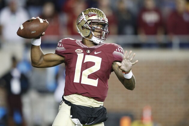 TALLAHASSEE, FL - NOVEMBER 26: Deondre Francois #12 of the Florida State Seminoles looks to pass against the Florida Gators in the first quarter of the game at Doak Campbell Stadium on November 26, 2016 in Tallahassee, Florida. (Photo by Joe Robbins/Getty Images)
