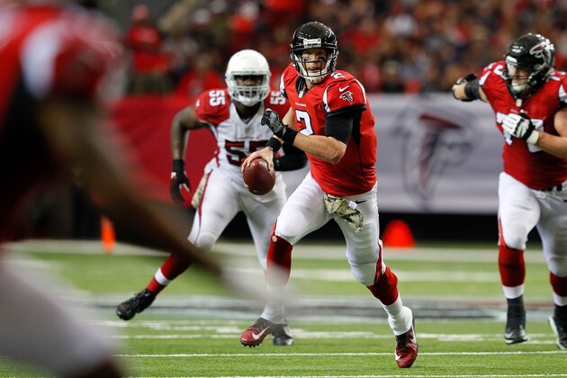 ATLANTA, GA - NOVEMBER 27: Matt Ryan #2 of the Atlanta Falcons runs the ball during the second half against the Arizona Cardinals  at the Georgia Dome on November 27, 2016 in Atlanta, Georgia. (Photo by Kevin C.  Cox/Getty Images)