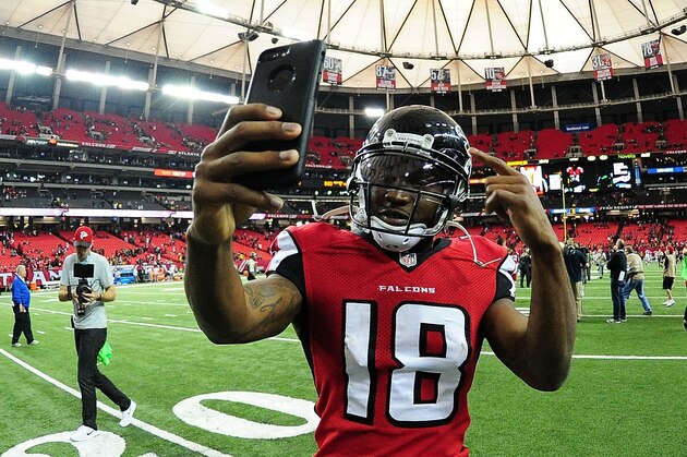 ATLANTA, GA - NOVEMBER 27: Taylor Gabriel #18 of the Atlanta Falcons celebrates after the game against the Arizona Cardinals at the Georgia Dome on November 27, 2016 in Atlanta, Georgia. (Photo by Scott Cunningham/Getty Images)