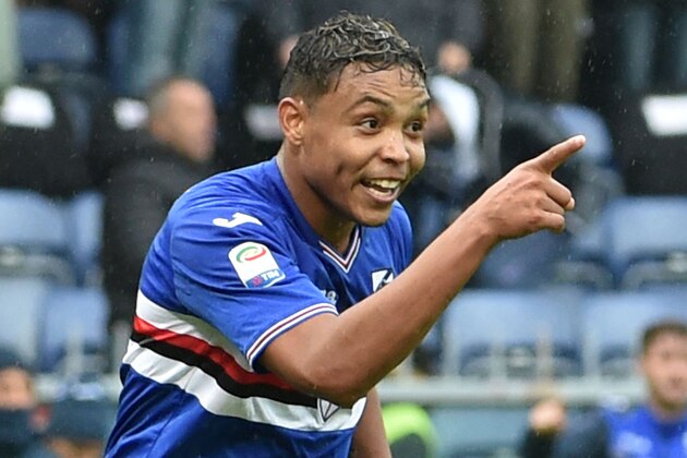 GENOA, ITALY - NOVEMBER 20:  Luis Muriel (Sampdoria) celebrates after goal 3-2 during the Serie A match between UC Sampdoria and US Sassuolo at Stadio Luigi Ferraris on November 20, 2016 in Genoa, Italy.  (Photo by Paolo Rattini/Getty Images)