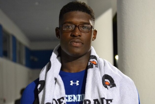 4-star DE Joshua Kaindoh has a handful of programs coming after him hard in the aftermath of his decommitment from Maryland.