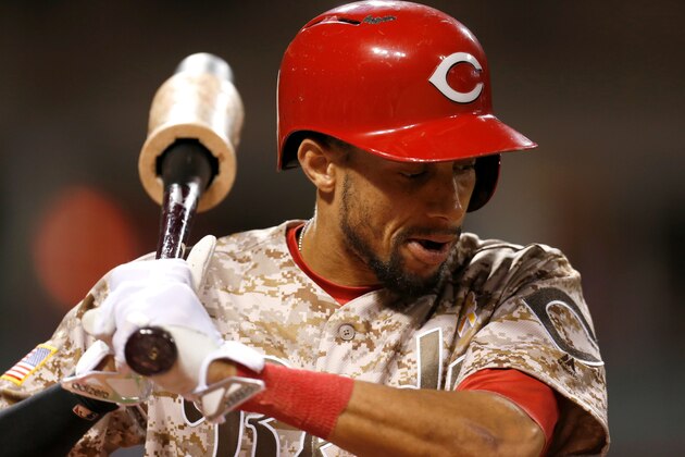 CINCINNATI, OH - SEPTEMBER 2:  Billy Hamilton #6 of the Cincinnati Reds prepares to take an at bat during the game against the St. Louis Cardinals at Great American Ball Park on September 2, 2016 in Cincinnati, Ohio. Cincinnati defeated St. Louis 3-2. (Photo by Kirk Irwin/Getty Images)