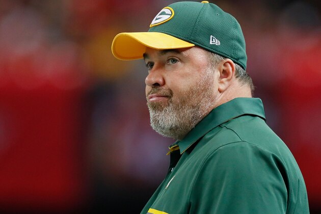 ATLANTA, GA - OCTOBER 30:  Head coach Mike McCarthy of the Green Bay Packers looks on prior to the game against the Atlanta Falcons at Georgia Dome on October 30, 2016 in Atlanta, Georgia.  (Photo by Kevin C. Cox/Getty Images)