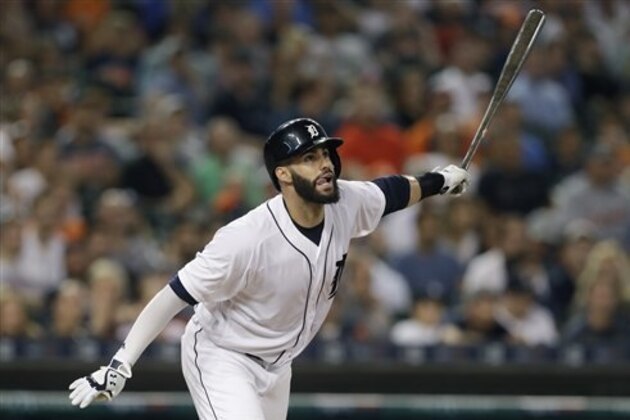 Detroit Tigers' J.D. Martinez bats during the fourth inning of a baseball game against the Chicago White Sox, Tuesday, Aug. 30, 2016, in Detroit. (AP Photo/Carlos Osorio)