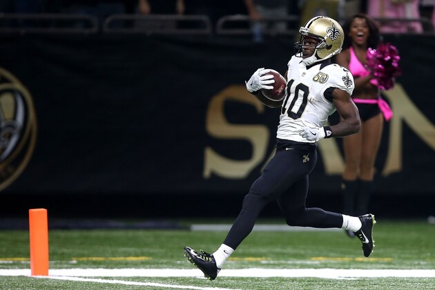 NEW ORLEANS, LA - OCTOBER 16:  Brandin Cooks #10 of the New Orleans Saints scores a touchdown against the Carolina Panthers during the first quarter at the Mercedes-Benz Superdome on October 16, 2016 in New Orleans, Louisiana.  (Photo by Sean Gardner/Getty Images)