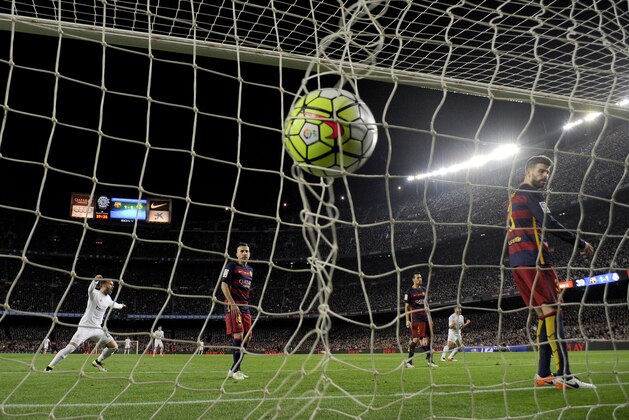 BARCELONA, SPAIN - APRIL 02:  Cristiano Ronaldo (not pictured) of Real Madrid CF scores his team's second goal during the La Liga match between FC Barcelona and Real Madrid CF at Camp Nou on April 2, 2016 in Barcelona, Spain.  (Photo by Alex Caparros/Getty Images)