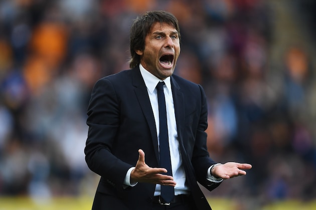 HULL, ENGLAND - OCTOBER 01:  Antonio Conte, Manager of Chelsea reacts to his team scoring during the Premier League match between Hull City and Chelsea at KCOM Stadium on October 1, 2016 in Hull, England.  (Photo by Laurence Griffiths/Getty Images)