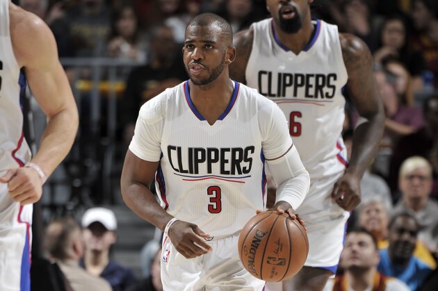 CLEVELAND, OH - DECEMBER 1: Chris Paul #3 of the LA Clippers ;tb; against the Cleveland Cavaliers on December 1, 2016 at Quicken Loans Arena in Cleveland, Ohio.  NOTE TO USER: User expressly acknowledges and agrees that, by downloading and or using this Photograph, user is consenting to the terms and conditions of the Getty Images License Agreement. Mandatory Copyright Notice: Copyright 2016 NBAE (Photo by David Liam Kyle/NBAE via Getty Images)