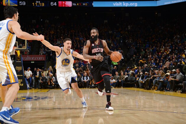 OAKLAND, CA - DECEMBER 1:  James Harden #13 of the Houston Rockets handles the ball during a game against the Golden State Warriors on December 1, 2016 at ORACLE Arena in Oakland, California. NOTE TO USER: User expressly acknowledges and agrees that, by downloading and/or using this photograph, user is consenting to the terms and conditions of Getty Images License Agreement. Mandatory Copyright Notice: Copyright 2016 NBAE (Photo by Noah Graham/NBAE via Getty Images)