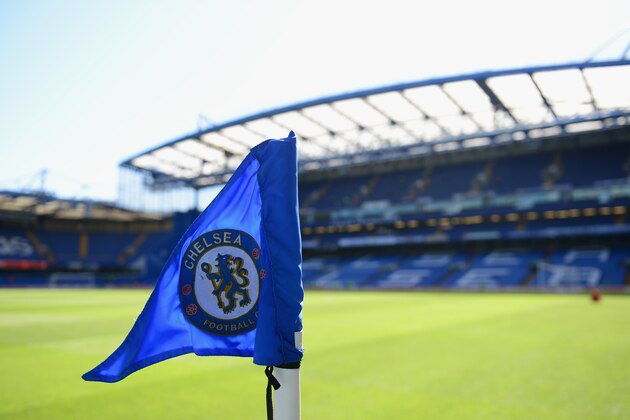 LONDON, ENGLAND - APRIL 18:  A corner flag is seen prior to the Barclays Premier League match between Chelsea and Manchester United at Stamford Bridge on April 18, 2015 in London, England.  (Photo by Jamie McDonald/Getty Images)