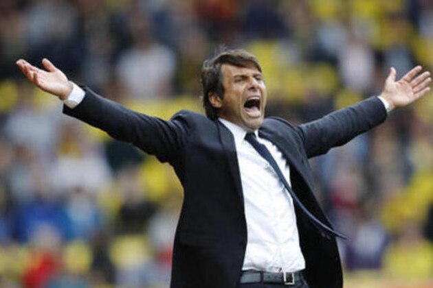 Chelsea's team manager Antonio Conte gestures during the English Premier League soccer match between Watford and Chelsea at Vicarage Road stadium in London, Saturday, Aug. 20, 2016.(AP Photo/Frank Augstein)