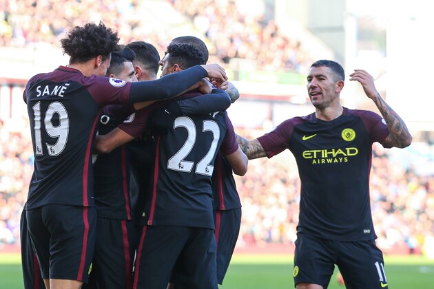 BURNLEY, ENGLAND - NOVEMBER 26: Sergio Aguero of Manchester City celebrates after scoring a goal to make it 1-2 during the Premier League match between Burnley and Manchester City at Turf Moor on November 26, 2016 in Burnley, England. (Photo by Robbie Jay Barratt - AMA/Getty Images)