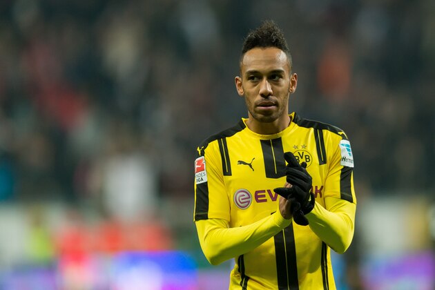 FRANKFURT, GERMANY - NOVEMBER 26: Pierre-Emerick Aubameyang of Borussia Dortmund disappointed after the Bundesliga match between Eintracht Frankfurt and Borussia Dortmund at Commerzbank Arena on November 26, 2016 in Frankfurt, Germany. (Photo by TF-Images/Getty Images)