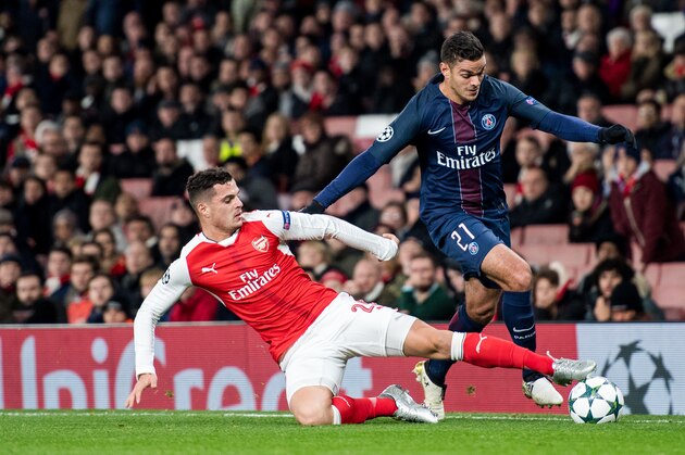 2016.11.23.London
Pilka Nozna Liga Mistrzow sezon 2016/2017
Arsenal vs Paris Saint-Germain
n/z Carl Jenkinson Hatem Ben Arfa
foto Sebastain Frej / PressFocus 

2016.11.23.London
Football UEFA Champions League 
season 2017/2017
Arsenal vs Paris Saint-Germain
n/z Carl Jenkinson Hatem Ben Arfa
foto Sebastain Frej / PressFocus