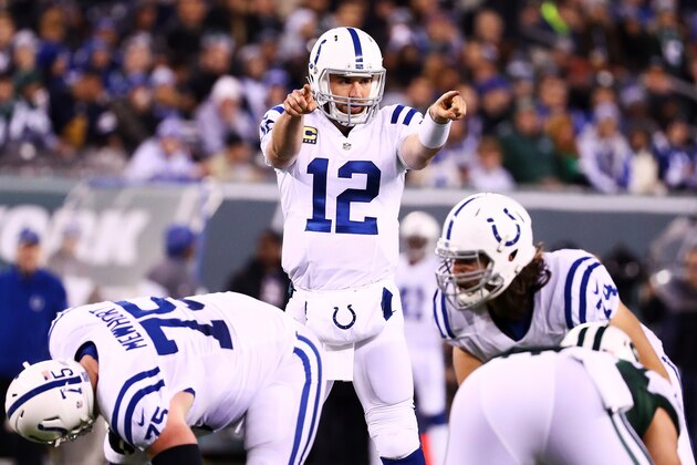 EAST RUTHERFORD, NJ - DECEMBER 05:   Andrew Luck #12 of the Indianapolis Colts calls a play in the first quarter against the New York Jets during their game at MetLife Stadium on December 5, 2016 in East Rutherford, New Jersey.  (Photo by Al Bello/Getty Images)