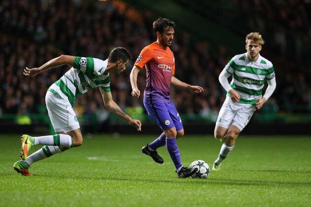 GLASGOW, SCOTLAND - SEPTEMBER 28: David Silva of Manchester City during the UEFA Champions League match between Celtic and Manchester City at Celtic Park on September 28, 2016 in Glasgow, Scotland. (Photo by Matthew Ashton - AMA/Getty Images)