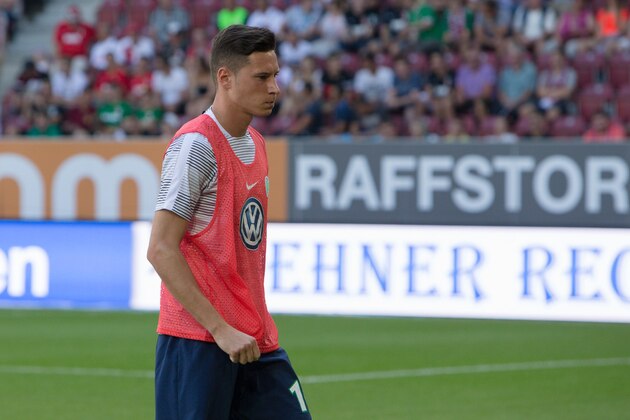 Augsburg, Deutschland, 27.08.2016, Bundesliga, FC Augsburg - VfL Wolfsburg, Julian Draxler (WOB)   (Photo by TF-Images/Getty Images)
