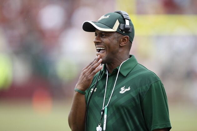 TALLAHASSEE, FL - SEPTEMBER 12: Head coach Willie Taggart of the South Florida Bulls looks on against the Florida State Seminoles during the game at Doak Campbell Stadium on September 12, 2015 in Tallahassee, Florida. Florida State defeated South Florida 34-14. (Photo by Joe Robbins/Getty Images)