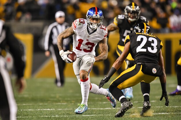 PITTSBURGH, PA - DECEMBER 04:  Odell Beckham Jr. #13 of the New York Giants runs with the ball against the Pittsburgh Steelers on December 4, 2016 in Pittsburgh, Pennsylvania. (Photo by Jamie Sabau/Getty Images)