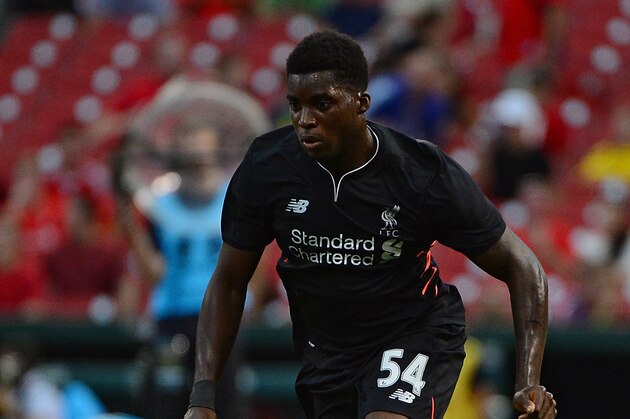 ST LOUIS, MO - AUGUST 01: Sheyi Ojo #54 of Liverpool FC handles the ball against AS Roma during a friendly match at Busch Stadium on August 1, 2016 in St Louis, Missouri. AC Roma won 2-1. (Photo by Jeff Curry/Getty Images)
