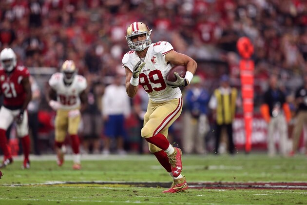 GLENDALE, AZ - NOVEMBER 13:  Tight end Vance McDonald #89 of the San Francisco 49ers runs up field during the first half of the NFL football game against the Arizona Cardinals at University of Phoenix Stadium on November 13, 2016 in Glendale, Arizona. The Cardinals beat the 49ers 23-20.  (Photo by Chris Coduto/Getty Images)