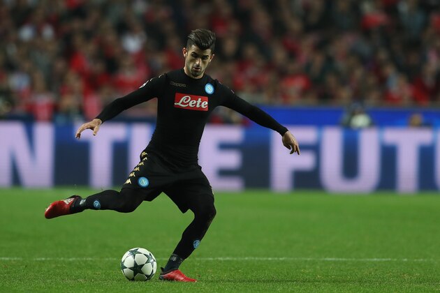 LISBON, PORTUGAL - DECEMBER 06: Napoli«s defender Elseid Hysaj from Albania during the UEFA Champions League group B match between SL Benfica v SSC Napoli at Estadio da Luz on December 06, 2016 in Lisbon, Portugal.  (Photo by Carlos Rodrigues/Getty Images)