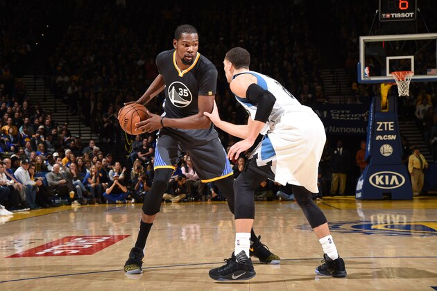 OAKLAND, CA - NOVEMBER 26:  Kevin Durant