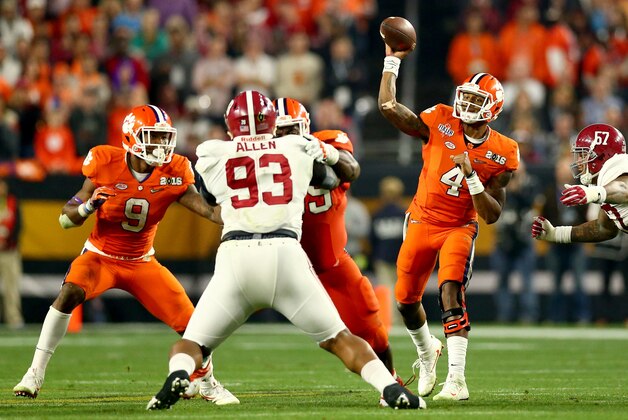 GLENDALE, AZ - JANUARY 11:  Deshaun Watson #4 of the Clemson Tigers throws a pass in the third quarter against the Alabama Crimson Tide during the 2016 College Football Playoff National Championship Game at University of Phoenix Stadium on January 11, 2016 in Glendale, Arizona.  (Photo by Ronald Martinez/Getty Images)