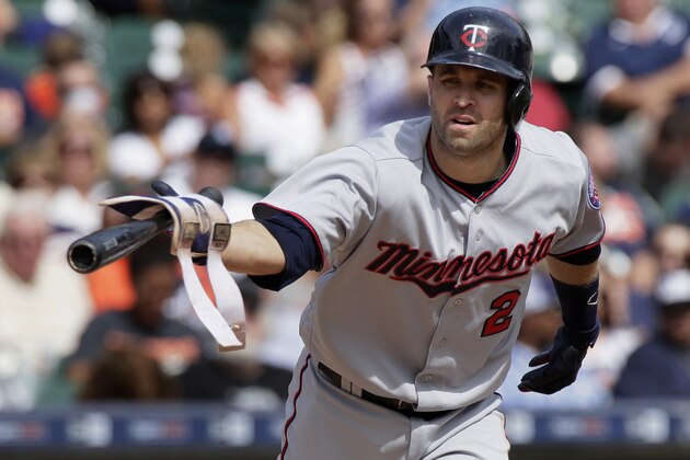 DETROIT, MI - SEPTEMBER 15:  Brian Dozier #2 of the Minnesota Twins is walked against the Detroit Tigers during the fifth inning at Comerica Park on September 15, 2016 in Detroit, Michigan. The Twins defeated the Tigers 5-1. (Photo by Duane Burleson/Getty Images)
