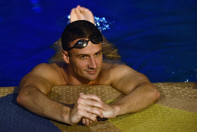 LAS VEGAS, NV - SEPTEMBER 30:  Olympian Ryan Lochte swims in the pool at the 'O' theater as he and dancer Cheryl Burke rehearse for their 'Dancing with the Stars' performance with the cast of 'O by Cirque du Soleil' at the Bellagio on September 30, 2016 in Las Vegas, Nevada.  (Photo by Ethan Miller/Getty Images for Cirque du Soleil)