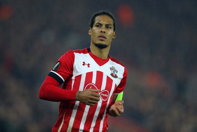 SOUTHAMPTON, ENGLAND - DECEMBER 08: Virgil van Dijk of Southampton during the UEFA Europa League match between Southampton FC and Hapoel Beer-Sheva FC at St Mary's Stadium on December 8, 2016 in Southampton, England. (Photo by Catherine Ivill - AMA/Getty Images)