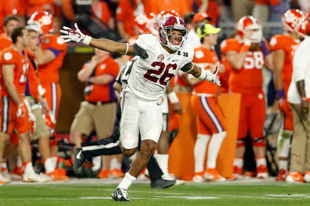 GLENDALE, AZ - JANUARY 11:  Marlon Humphrey #26 of the Alabama Crimson Tide celebrates a play against the Clemson Tigers during the 2016 College Football Playoff National Championship Game at University of Phoenix Stadium on January 11, 2016 in Glendale, Arizona.  (Photo by Christian Petersen/Getty Images)