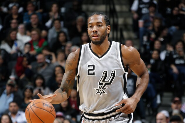 SAN ANTONIO, TX - DECEMBER 10: Kawhi Leonard #2 of the San Antonio Spurs handles the ball during the game against the Brooklyn Nets on December 10, 2016 at the AT&T Center in San Antonio, Texas. NOTE TO USER: User expressly acknowledges and agrees that, by downloading and or using this photograph, user is consenting to the terms and conditions of the Getty Images License Agreement. Mandatory Copyright Notice: Copyright 2016 NBAE (Photos by Chris Covatta/NBAE via Getty Images)