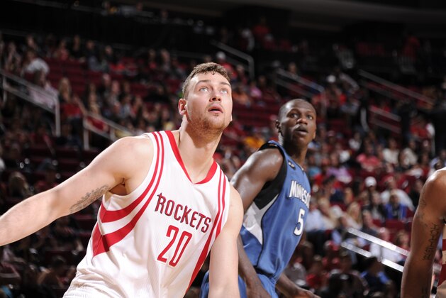 HOUSTON, TX - MARCH 18:  Donatas Motiejunas #20 of the Houston Rockets during the game against the Minnesota Timberwolves on March 18, 2016 at the Toyota Center in Houston, Texas. NOTE TO USER: User expressly acknowledges and agrees that, by downloading and or using this photograph, User is consenting to the terms and conditions of the Getty Images License Agreement. Mandatory Copyright Notice: Copyright 2016 NBAE (Photo by Bill Baptist/NBAE via Getty Images)