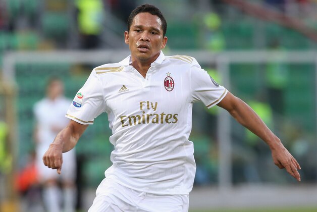 PALERMO, ITALY - NOVEMBER 06:  Carlos Bacca of Milan during the Serie A match between US Citta di Palermo and AC Milan at Stadio Renzo Barbera on November 6, 2016 in Palermo, Italy.  (Photo by Maurizio Lagana/Getty Images)