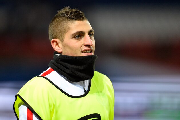 PARIS, FRANCE - DECEMBER 14:  Marco Verratti of Paris Saint-Germain reacts during warmup before the French League Cup  match between Paris Saint-Germain and Lille LOSC on December 14, 2016 in Paris, France.  (Photo by Aurelien Meunier/Getty Images)