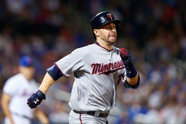 NEW YORK, NY - SEPTEMBER 17:  Brian Dozier #2 of the Minnesota Twins against the New York Mets at Citi Field on September 17, 2016 in the Flushing neighborhood of the Queens borough of New York City.  (Photo by Jim McIsaac/Getty Images)