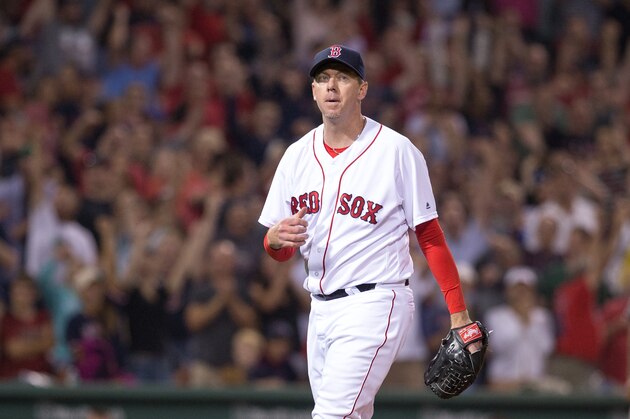 BOSTON, MA - AUGUST 13: Brad Ziegler #29 of the Boston Red Sox pitches during the eighth inning against the Arizona Diamondbacks at Fenway Park on August 13, 2016 in Boston, Massachusetts. Ziegler struck out all three batters he faced during the inning. (Photo by Rich Gagnon/Getty Images)