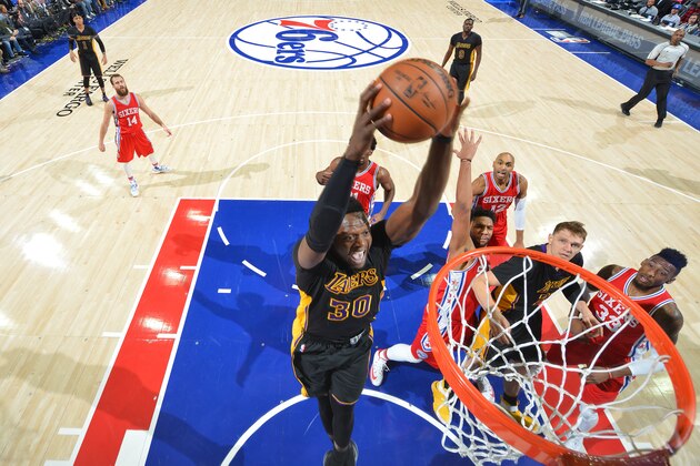 PHILADELPHIA,PA - DECEMBER 16: Julius Randle #30 of the Los Angeles Lakers goes up for the dunk against the Philadelphia 76ers at Wells Fargo Center on December 16, 2016 in Philadelphia, Pennsylvania NOTE TO USER: User expressly acknowledges and agrees that, by downloading and/or using this Photograph, user is consenting to the terms and conditions of the Getty Images License Agreement. Mandatory Copyright Notice: Copyright 2016 NBAE (Photo by Jesse D. Garrabrant/NBAE via Getty Images)