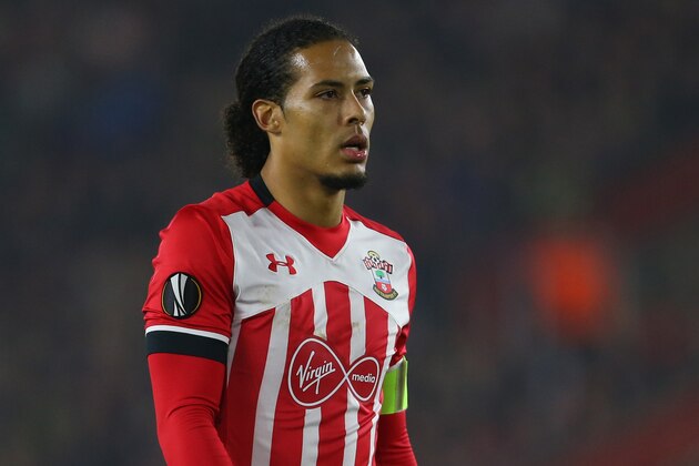 SOUTHAMPTON, ENGLAND - DECEMBER 08: Virgil van Dijk of Southampton during the UEFA Europa League match between Southampton FC and Hapoel Beer-Sheva FC at St Mary's Stadium on December 8, 2016 in Southampton, England. (Photo by Catherine Ivill - AMA/Getty Images)
