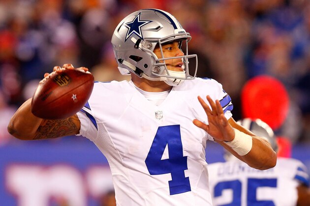 EAST RUTHERFORD, NJ - DECEMBER 11:  (NEW YORK DAILIES OUT)    Dak Prescott #4 of the Dallas Cowboys in action against the New York Giants on December 11, 2016 at MetLife Stadium in East Rutherford, New Jersey. The Giants defeated the Cowboys 10-7.  (Photo by Jim McIsaac/Getty Images)