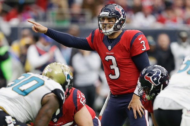 HOUSTON, TX - DECEMBER 18:  Tom Savage #3 of the Houston Texans calls out a play at the line against the Jacksonville Jaguars at NRG Stadium on December 18, 2016 in Houston, Texas.  (Photo by Bob Levey/Getty Images)