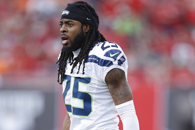 TAMPA, FL - NOVEMBER 27: Richard Sherman #25 of the Seattle Seahawks looks on against the Tampa Bay Buccaneers during the game at Raymond James Stadium on November 27, 2016 in Tampa, Florida. The Buccaneers defeated the Seahawks 14-5. (Photo by Joe Robbins/Getty Images)