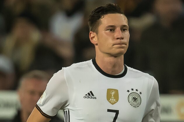 Hannover, Deutschland, 11.10.2016, WM-Qualifikation 2016/2017, Gruppe C, Deutschland - Nordirland, Julian Draxler (GER)  (Photo by TF-Images/Getty Images)