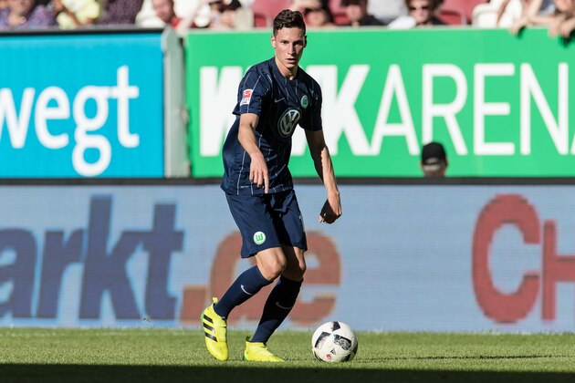 Augsburg, Deutschland, 27.08.2016, Bundesliga, FC Augsburg - VfL Wolfsburg, Julian Draxler (WOB)   (Photo by TF-Images/Getty Images)