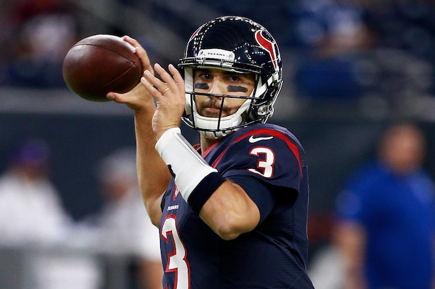 HOUSTON, TX - OCTOBER 16: Tom Savage #3 of the Houston Texans warms up before the Houston Texans play the ''Indianapolis Colts at NRG Stadium on October 16, 2016 in Houston, Texas.  (Photo by Bob Levey/Getty Images)
